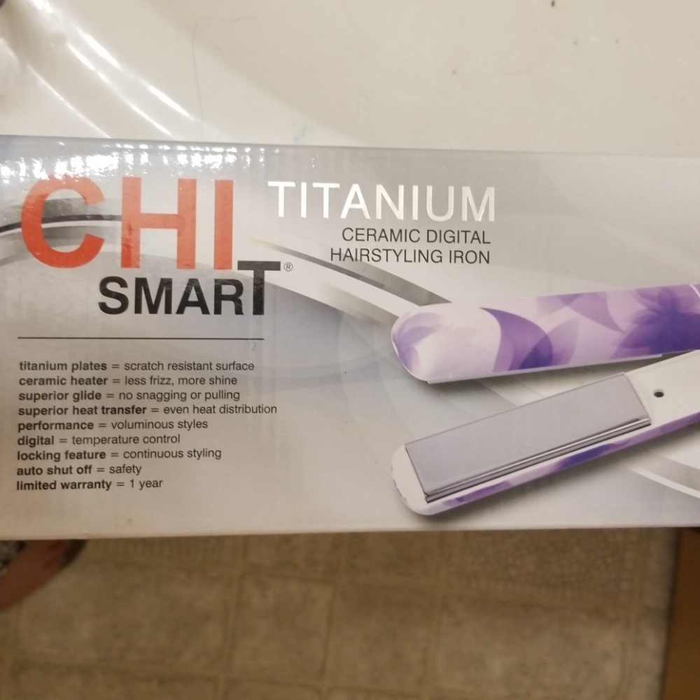 Chi smart hair straightener